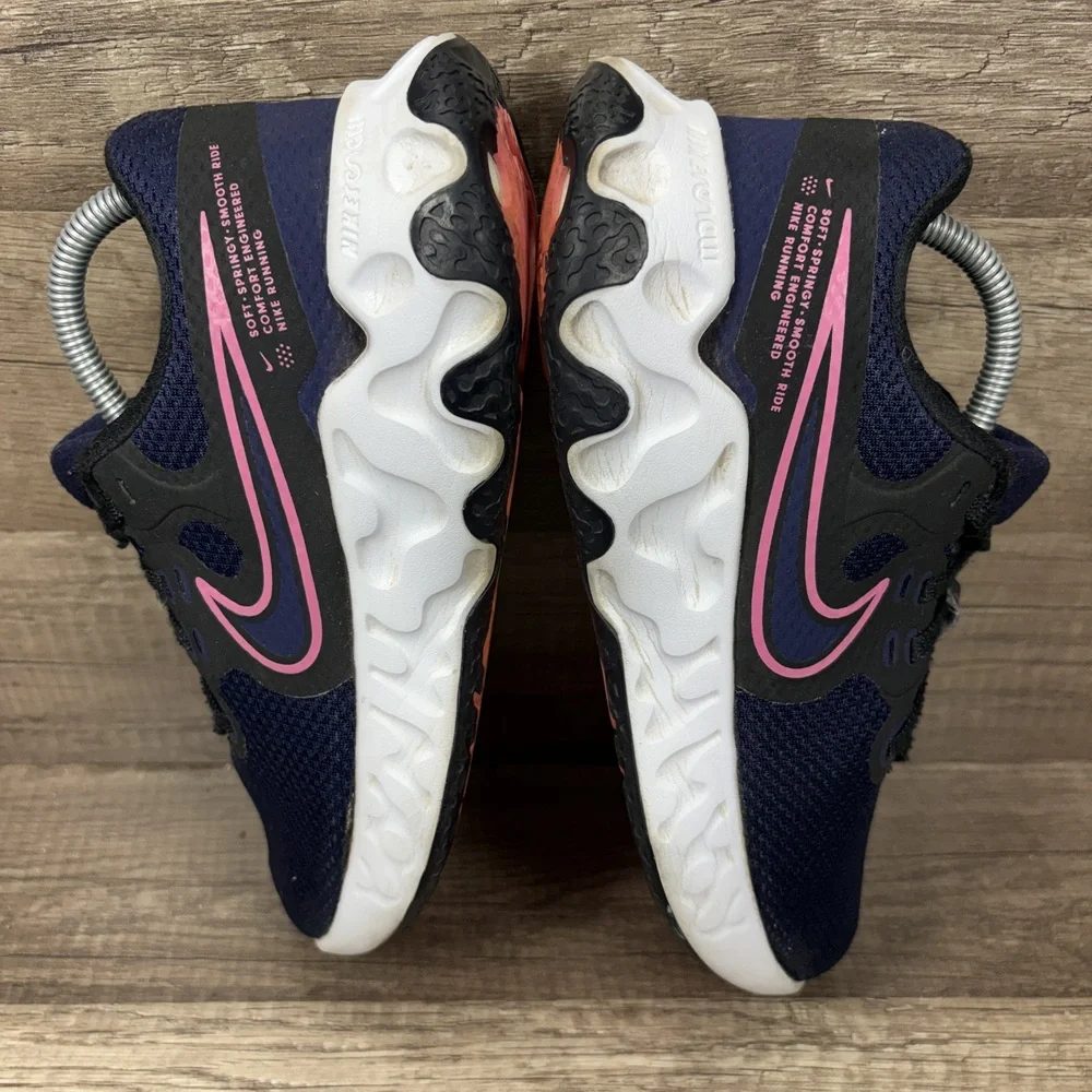 Nike renew ride